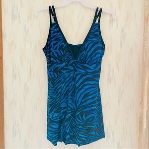 Trimshaper Women's Diana Swim Dress Tiger, Zebra print blue and black size 10
